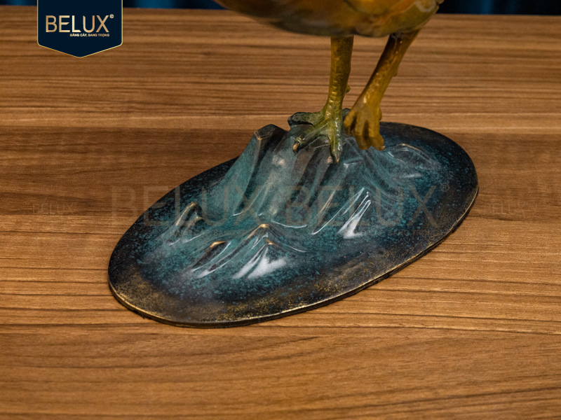 Tượng gà trống bằng đồng decor cao 27cm